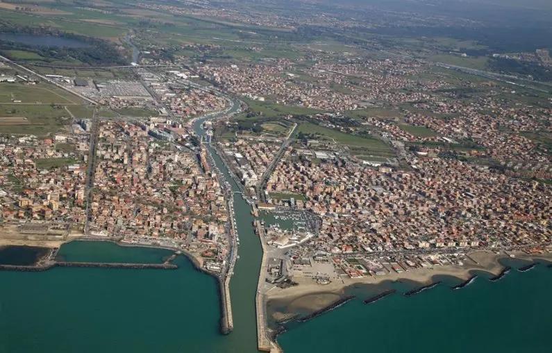 Sea Apartment Fiumicino Dış mekan fotoğraf